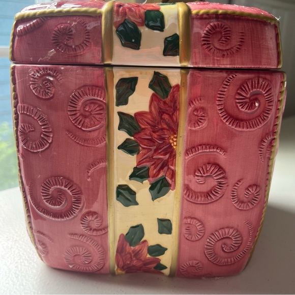 World Bazaars Christmas Gift / Present With Bow, Large Ceramic Cookie Jar - Picture 4 of 13